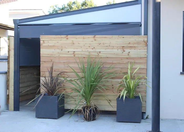 Des Rives Du Willa Montans