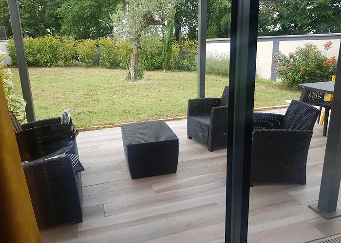 Des Rives Du Montans