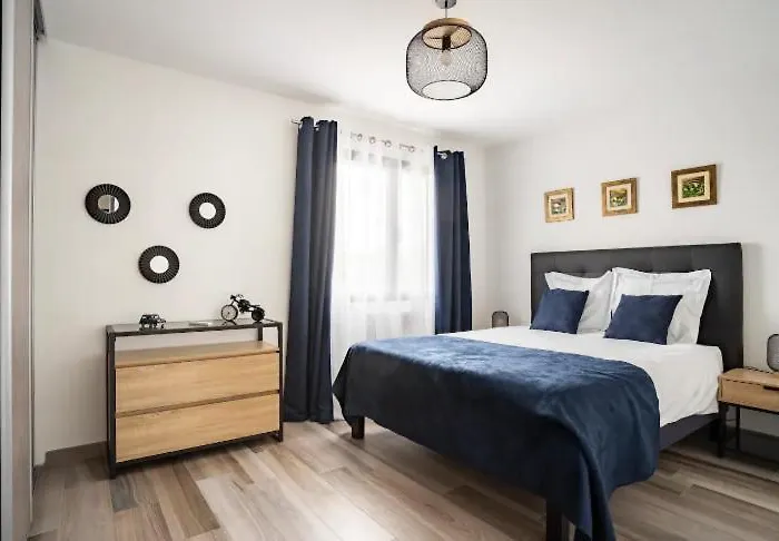 Willa Des Rives Du Montans