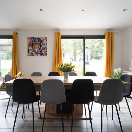 Des Rives Du Montans